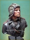 Young Miniatures YM1823 SOVIET TANK COMMANDER 1944 1/10