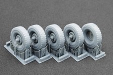 ScaleX WM 35007S UAZ 469 Sagged wheel set (for Trumpeter) 1/35