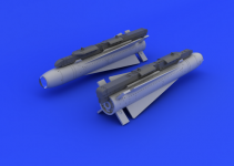 Eduard 648151 AGM-65 Maverick 1/48