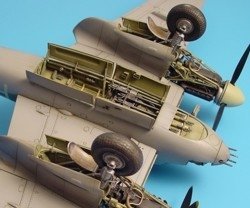 Aires 7099 MOSQUITO FB Mk.VI / NF Mk.II bomb bay 1/72 TAMIYA