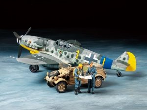 Tamiya 25204 Messerschmitt Bf109 G-6 & Kübelwagen Type 82 Set 1/48