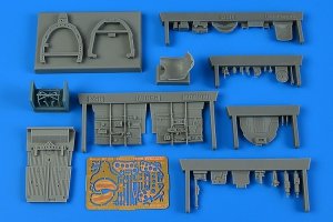 Aires 4922 Macchi MC.202 cockpit set - early v. Hasegawa 1/48