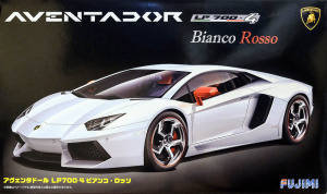 Fujimi 125640 Lamborghini Aventador Bianco (1:24)