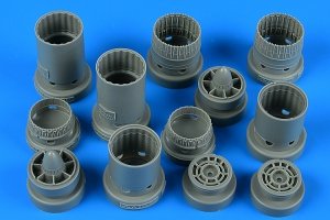 Aires 4864 F-4B/N/C/D & RF-4B/C Phantom II exhaust nozzles 1/48 Hasegawa