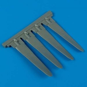 Quickboost QB32057 P-51D Mustang propeller Trumpeter 1/32
