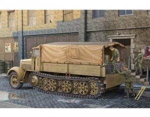 Trumpeter 01507 German Sd.Kfz.7 Mittlere Zugkraftwagen 8t Late Version (1:35)