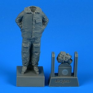 Aerobonus 320187 Russian Modern Mechanic 1/32