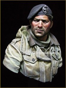 Young Miniatures YM1835 British Tank Crew WWII 1/10