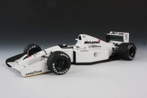 Tamiya 25171 McLaren Honda MP4/7 (1:20)