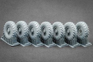 ScaleX WM 35018 ZIL 131 Ordinary wheel set for Trumpeter kit 1/35