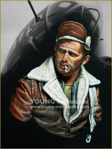 Young Miniatures YM1862 B-17 BOMBER CREW 1/10