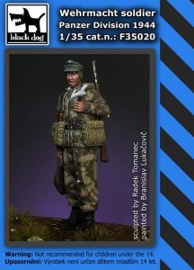 Black Dog F35020 Wehrmacht soldier 1944 1/35