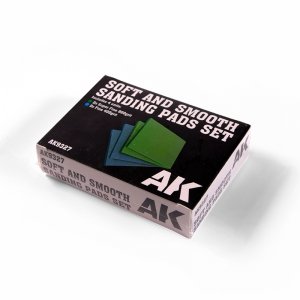 AK Interactive AK9327 SOFT AND SMOOTH SPONGE – SANDING PAD SET 4 UNITS