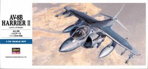 Hasegawa D19 AV-8B Harrier II (1:72)