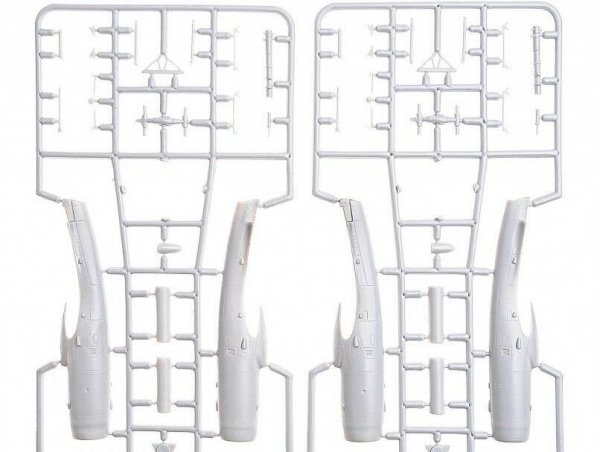 A-model 72022 Ilyushin IL-22M 1/72