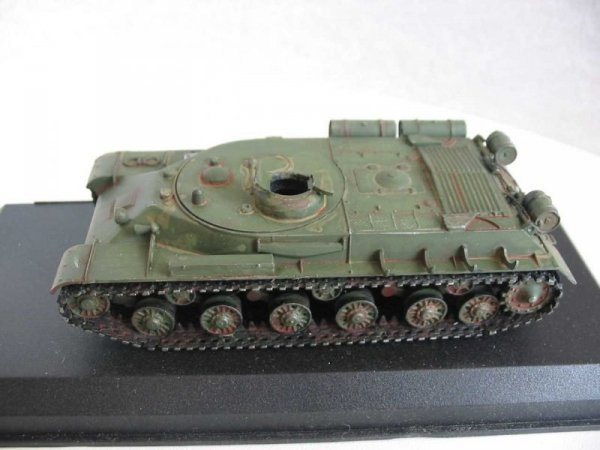 PST 72039 JS-2MT Armored Tow Tractor 1/72