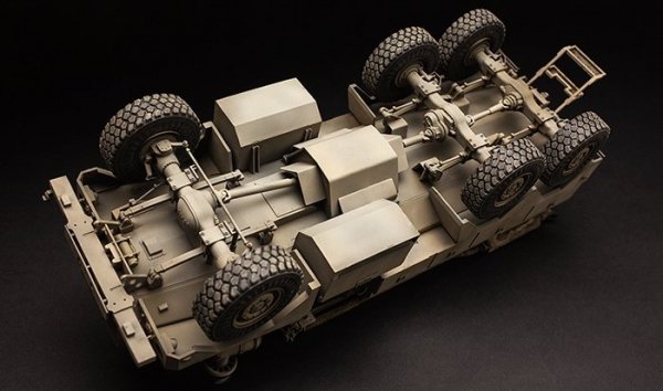 Meng Model SS-005 U.S. COUGAR 6x6 MRAP VEHICLE (1:35)