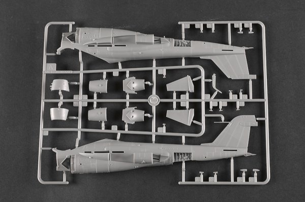 Trumpeter 01641 A-6 E Intruder 1/72