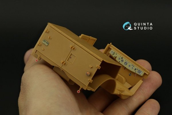 Quinta Studio QD35056 Horch 108 typ 40 3D-Printed &amp; coloured Interior on decal paper ( ICM ) 1/35