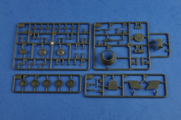 Hobby Boss 83825 Russian T-40 Light Tank (1:35)