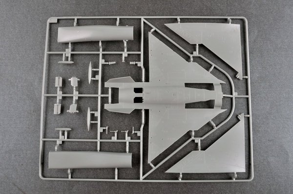 Trumpeter 05826 PLAAF J-10C Vigorous Dragon 1/48
