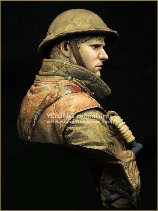 Young Miniatures YM1875 British LEWIS Gunner WWI 1/10