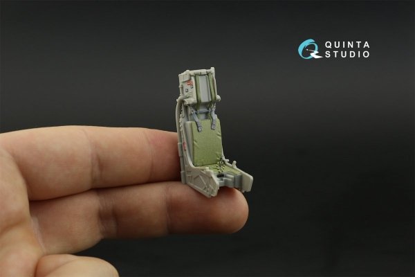 Quinta Studio QD32100 F/A-18F late / EA-18G 3D-Printed &amp; coloured Interior on decal paper (Trumpeter) 1/32