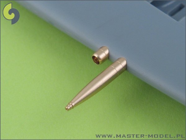 Master AM-48-006 Supermarine Spitfire late E wing or revised wing - Hispano 20mm &amp; .50cal in fairings (1:48)