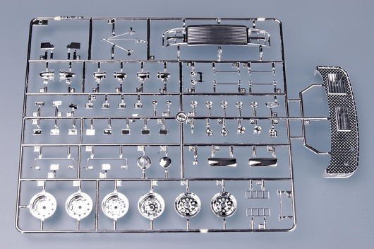 Trumpeter 02506 American LAFRANCE Eagle Fire Pumper (1:25)