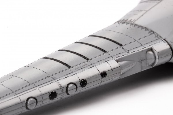 Eduard ER48001 Mi-24V positive rivets &amp; surface details Zvezda 1/48