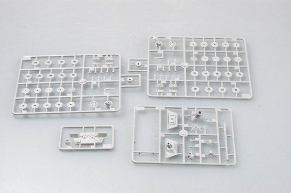 Trumpeter 07293 Germany Sd.Kfz.186 JagdTiger (Henschel production) w/Zimmerit (1:72)