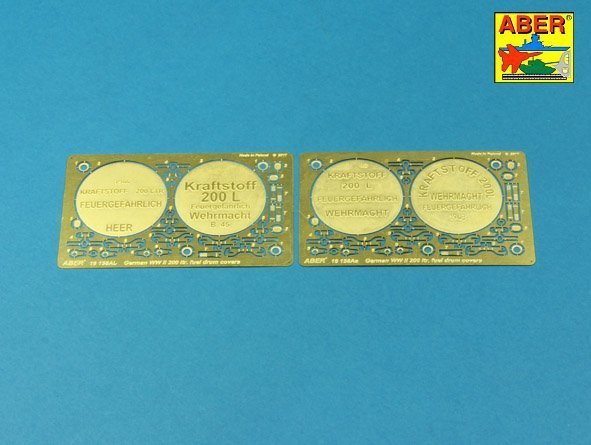 Aber 16158A German WW II 20L Jerry Can closings &amp; 200L fuel drum covers (choice A) (1:16)