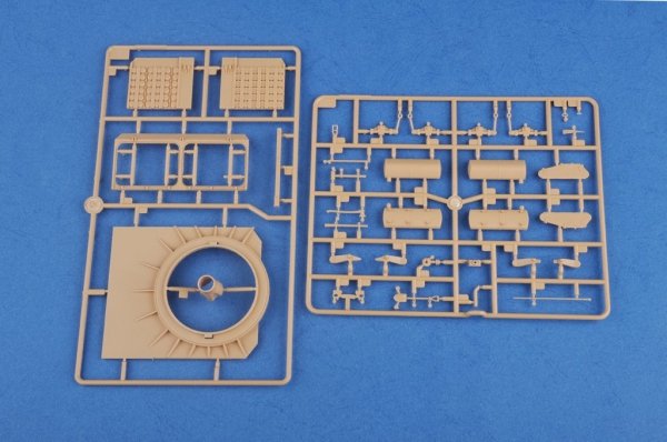 Hobby Boss 83834 French GCT 155mm AU-F1 SPH (1:35)