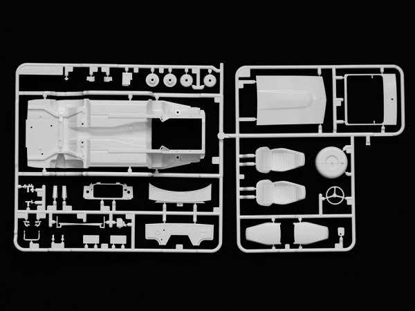 Tamiya 24367 Nissan Fairlady 240Z Street-Custom 1/24