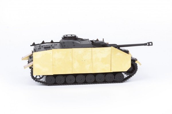 Eduard 36505 tuG IV (Sd. Kfz. 167) schurzen ZVEZDA 1/35