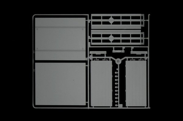 Italeri 3885 Cargo Trailer (1:24)
