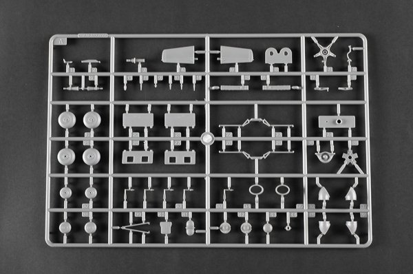 Trumpeter 05828 Mi-24A Hind-B 1/48