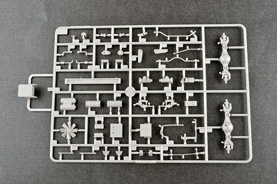 Trumpeter 01060 Russian 72V6E4 Combat Vehicle of 96K6 Pantsir -S1 ADMGS 1/35