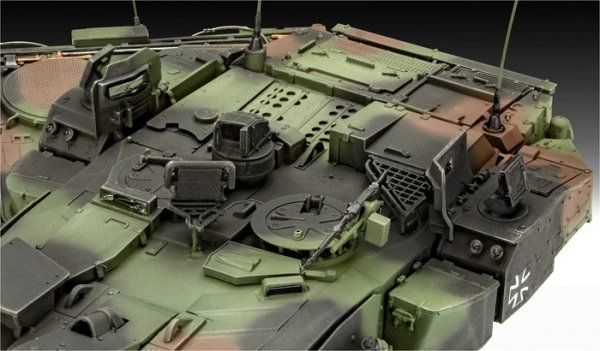 Revell 03360 Leopard 2A7A1 1/35
