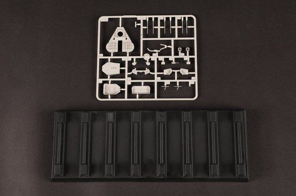 Hobby Boss 86517 USS Iowa BB-61 1/350