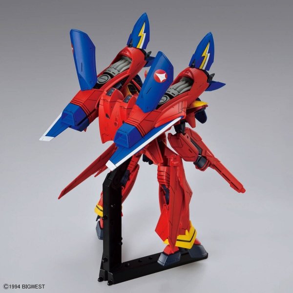 Bandai 66315 GH MACROSS VF-19 CUSTOM FIRE VALKYRIE WITH SOUND BOOSTER 1/100