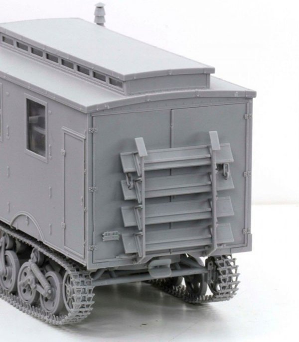 Dragon 6766 Sd.Kfz.3 Maultier Ambulance (1:35)