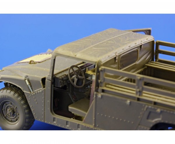 Eduard 36188 M-1097 Cargo Carrier 1/35 Italeri