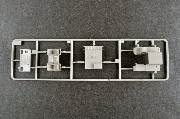 Trumpeter 07159 MPQ 53 C-Band Tracking Radar 1/72