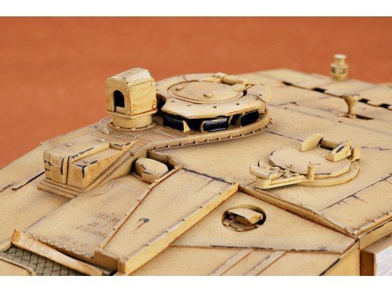Trumpeter 00323 British Challenger 2 MBT (OP. Telic) Iraq 2003 (1:35)