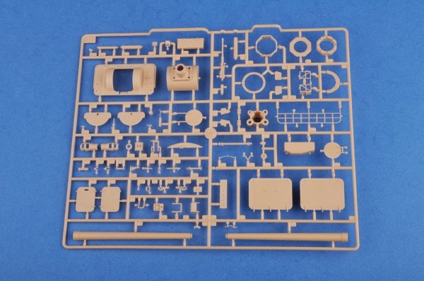 Hobby Boss 83834 French GCT 155mm AU-F1 SPH (1:35)