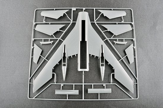Trumpeter 01695 Soviet Tu-22 &quot;Blinder&quot; tactical bomber 1/72