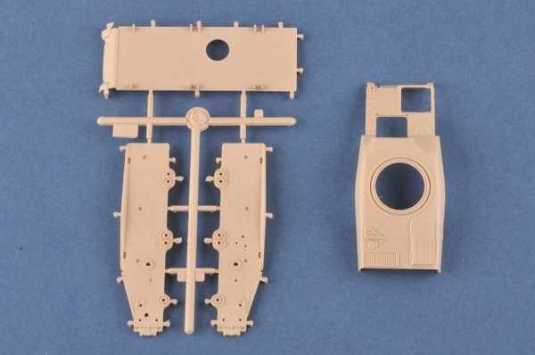 Hobby Boss 83895 German 3.7cm Pak 35/36 auf Pz.Kpfw 35R(f) 1/35