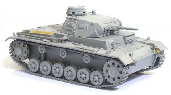 Dragon 6631 Pz.Kpfw. III Ausf. E France 1940 (1:35)