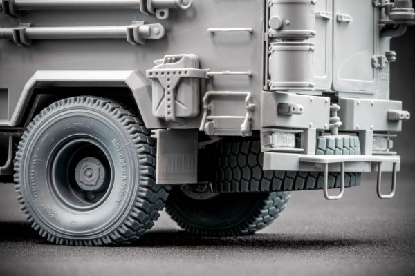 ScaleX WM 35006S KOZAK 2 Sagged wheel set (for ICM) 1/35